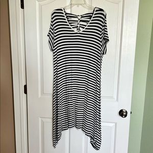 Chicos size XL (3) petite summer dress.